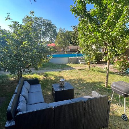 Appartement Avec Jacuzzi Et Jardin Kehl Exterior foto